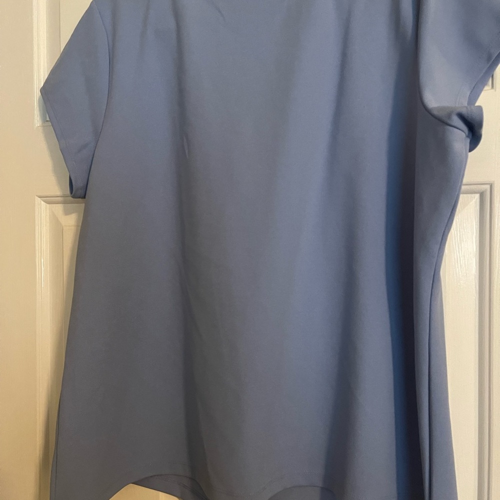 Liz Claiborne Light Blue Pleated Cap-Sleeve Blouse - Picture 3 of 4